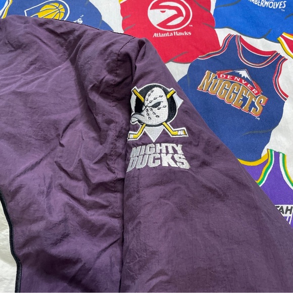 Vintage STARTER Mighty Ducks Big Logo Puffer Coat RARE Grail - Picture 4 of 6